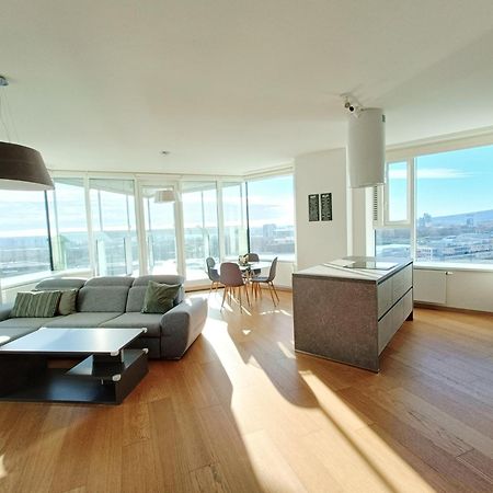 Sag Panorama Apartment 3 Rooms 19Th Floor Great View Free Parking 布拉迪斯拉发 外观 照片