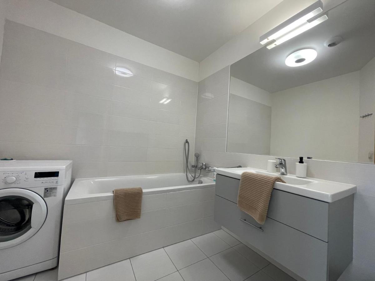 Sag Panorama Apartment 3 Rooms 19Th Floor Great View Free Parking 布拉迪斯拉发 外观 照片