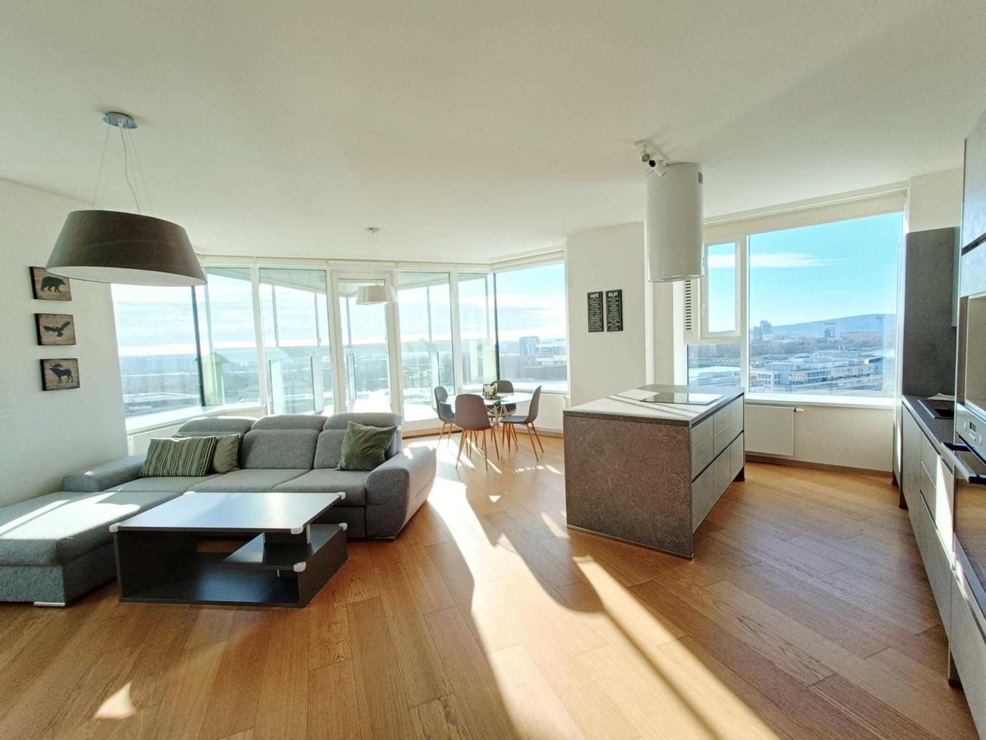 Sag Panorama Apartment 3 Rooms 19Th Floor Great View Free Parking 布拉迪斯拉发 外观 照片